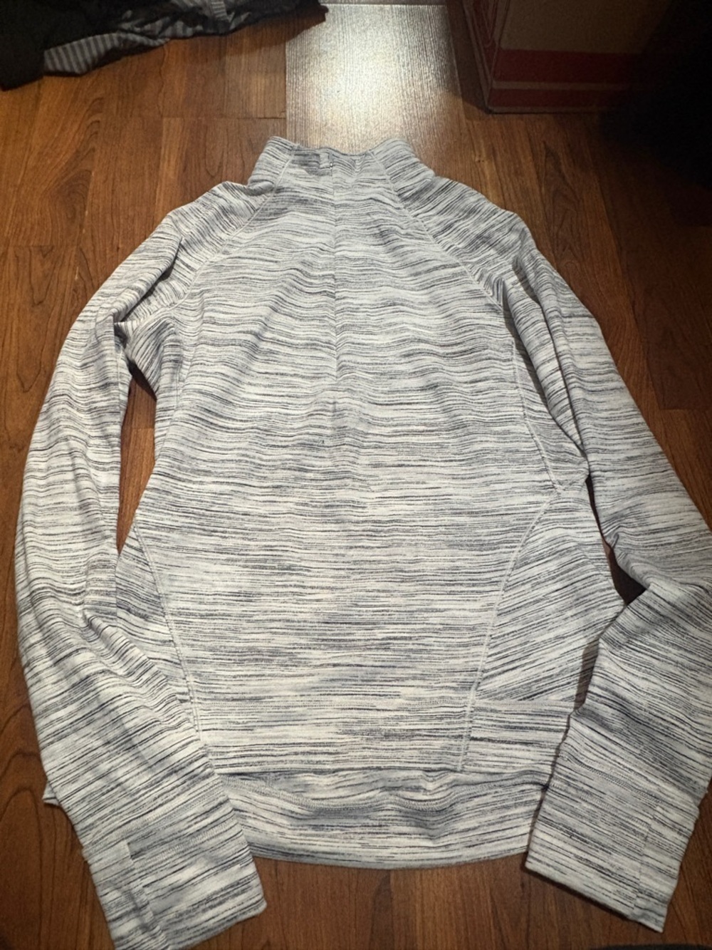 lululemon athletica Women's Heathered Gray/White Turtleneck Top